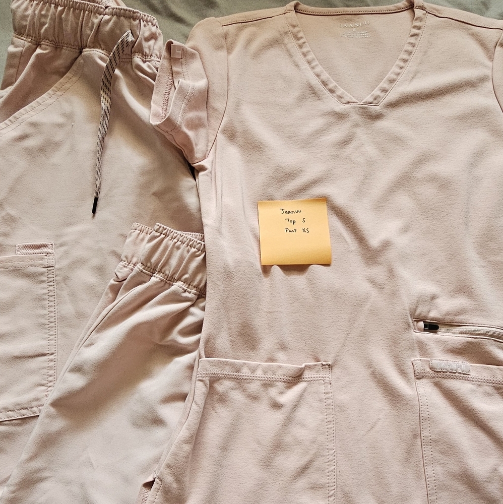 Jaanu scrub sets